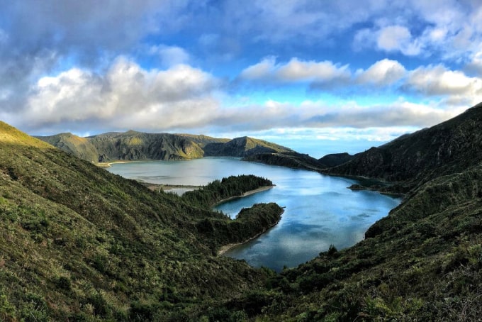 <a href="https://truenaturetravels.com/locations/santa-barbara-eco-beach-resort/"><span style="font-weight: 600;"> Azores - Santa Barbara</span> : Ocean Wellness Retreat</a>