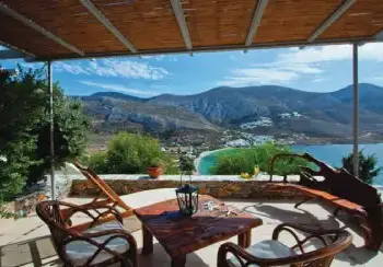 new-calendar-Greece-Amorgos-Patio_01