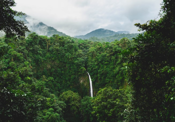 calendar-Costa-Rica-La_Fortuna-Waterfall_01