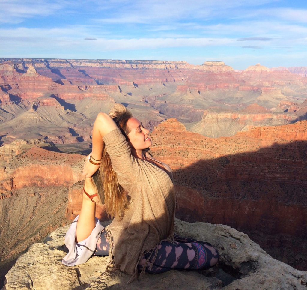 Yoga_Adriana_Grand_Canyon